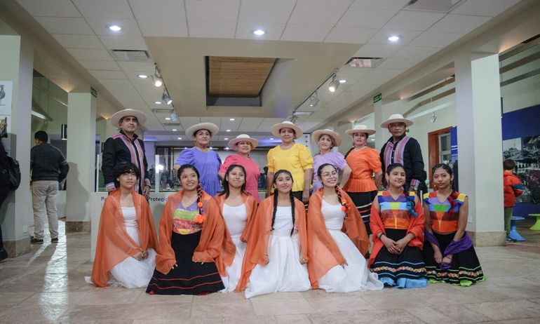 Abrió la 1ra Feria del Libro Jujuy en las Yungas Abrió la 1ra Feria del Libro Jujuy en las Yungas