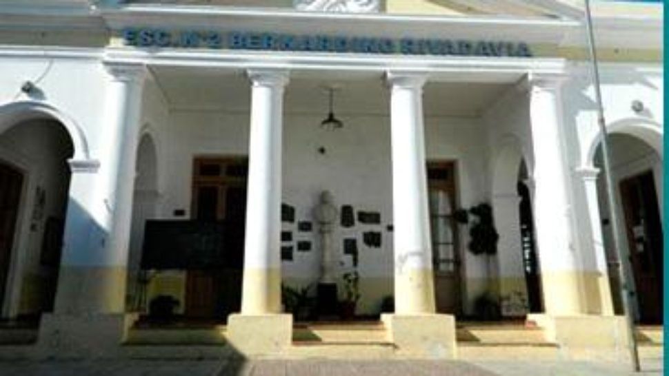 Escándalo en una escuela de San Luis por un festejo con figuras de penes y senos