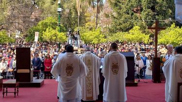 Celebración en Salta por el Señor y la Virgen del Milagro