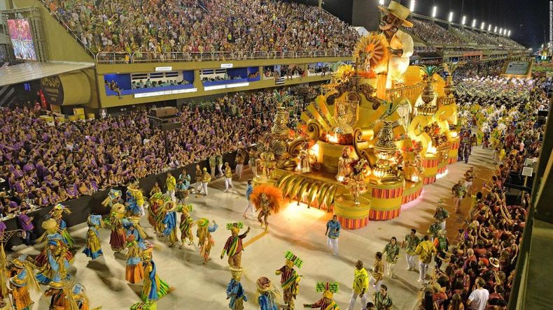 El carnaval es una de las fiestas más importantes de Brasil.