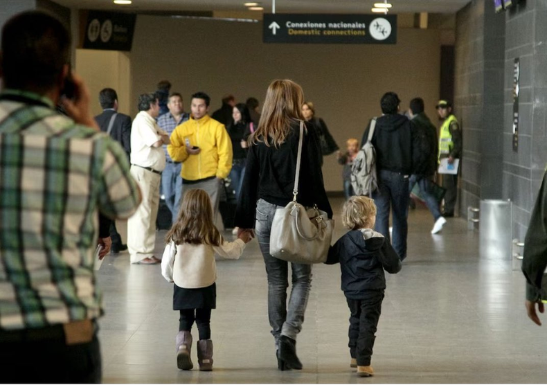 Agilizan trámite para los viajes internacionales de menores de edad