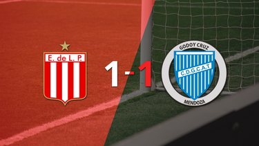 Estudiantes logró sacar el empate de local frente a Godoy Cruz