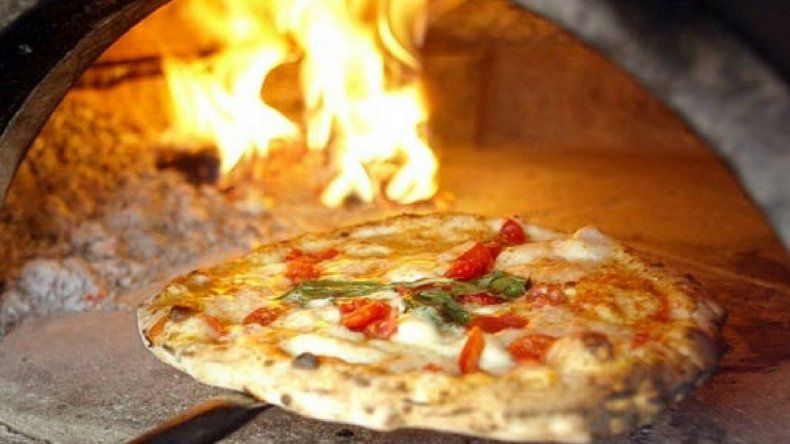 Cinco errores graves que cometemos cuando comemos pizza