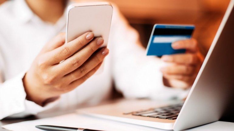 Hicieron compras por $100 mil con la tarjeta de crédito de un jujeño en Córdoba.