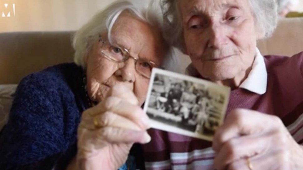 Amigas de la infancia se reencontraron en un asilo luego de 70 años sin verse