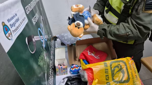 Todo Jujuy | Enviaron un oso de peluche con marihuana desde Jujuy