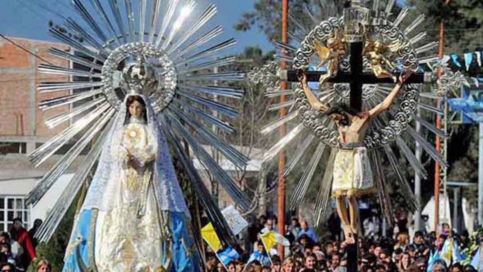 Hoy las imágenes del Señor y la Virgen del Milagro parten a Salta