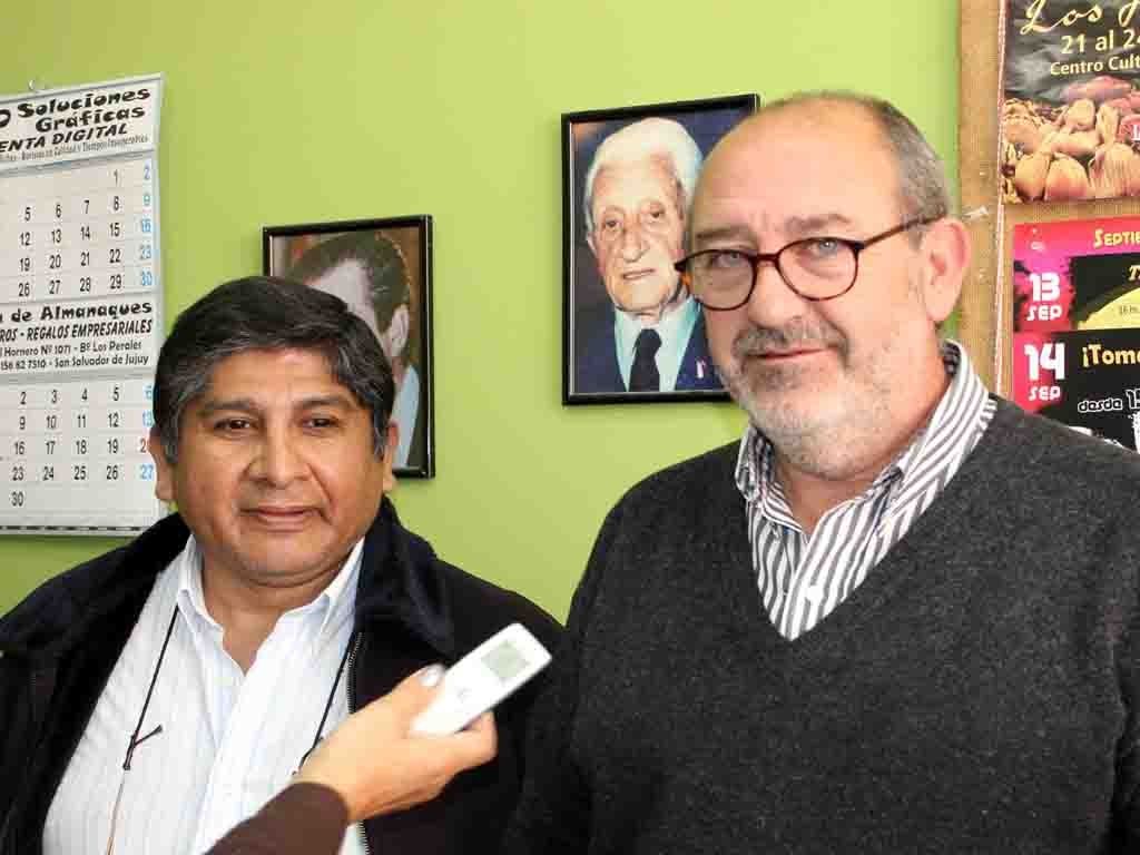 Hoyos y Muro