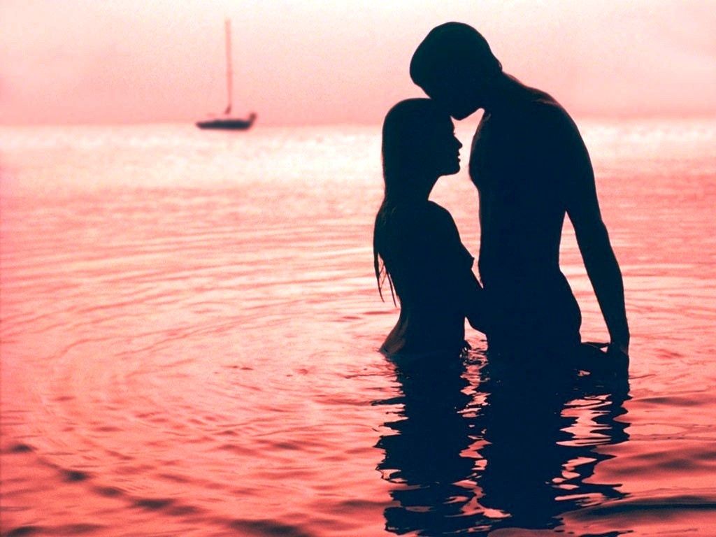 Pareja en el mar