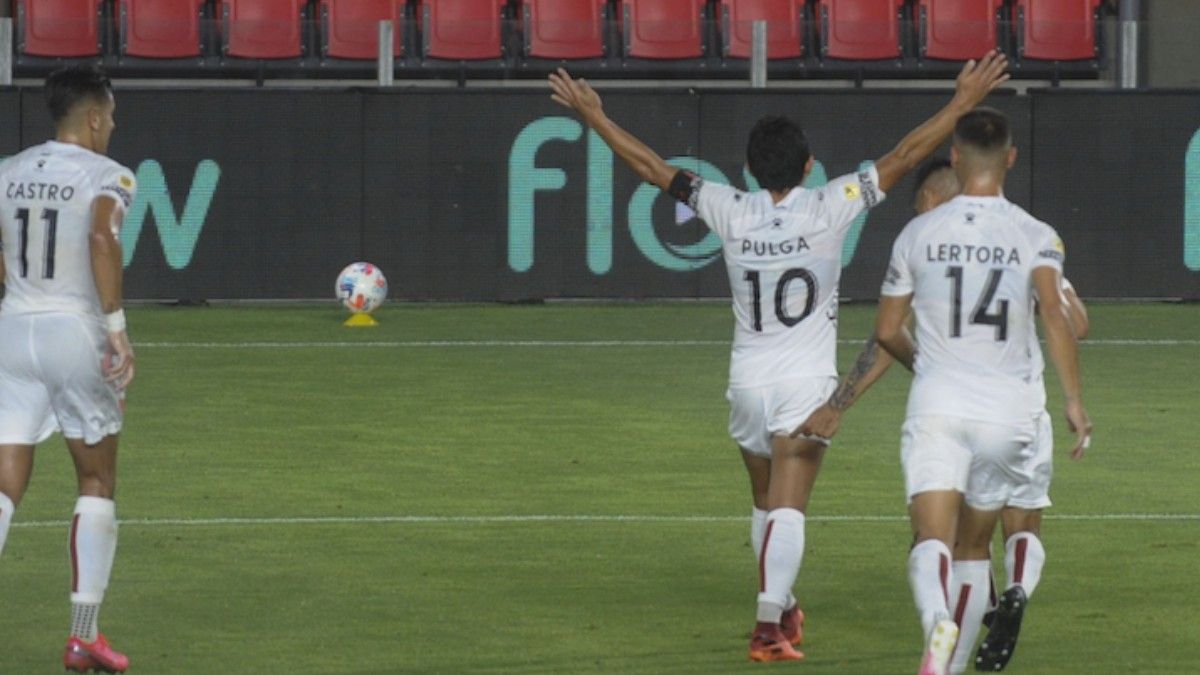 El Pulga Rodriguez espera el llamado de Riquelme. /Foto: Télam