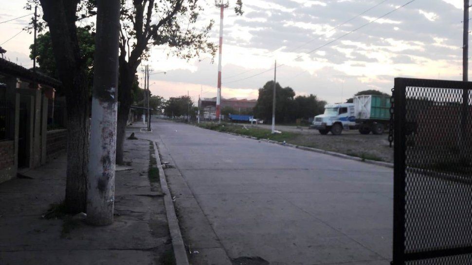 al menos cinco muertos por el incendio en el ingenio la esperanza