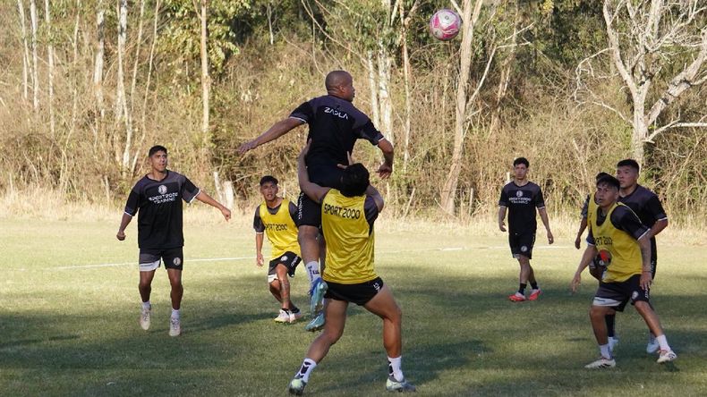 Altos Hornos Zapla empieza la ilusión del Regional Amateur