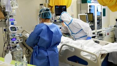 Los expertos analizaron las conclusiones de 16 estudios en los que formaron parte 16.236 pacientes con Covid-19, ya sea que estén con cuadros agudos, graves y hasta críticos.