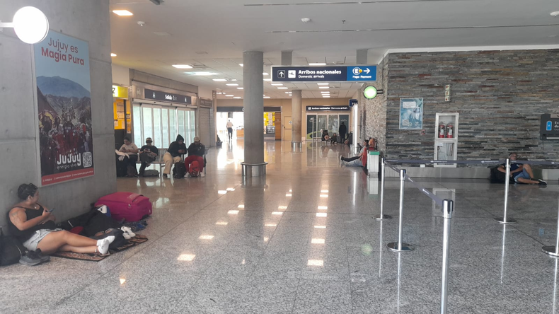 Vuelos cancelados por el pario de la CGT Vuelos cancelados por el pario de la CGT