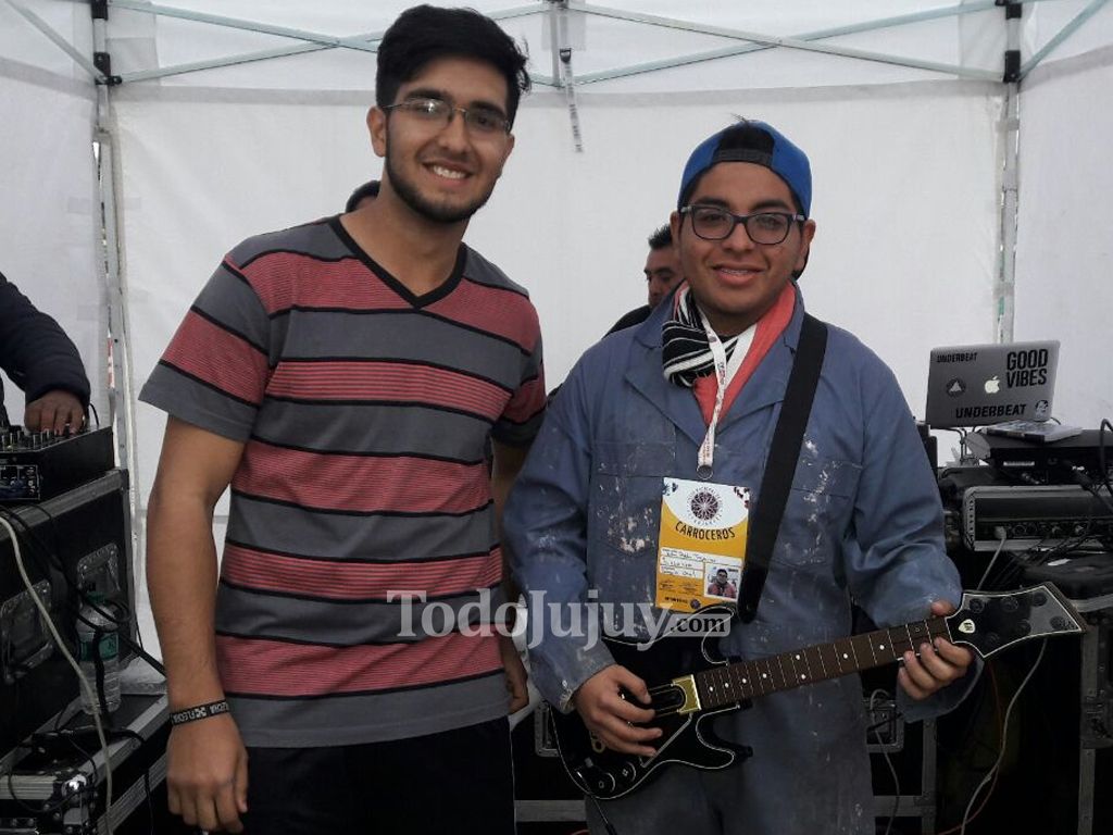 Duelo de guitar hero
