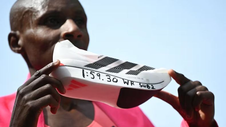 Sabastian Sawe rompió el récord mundial de maratón.