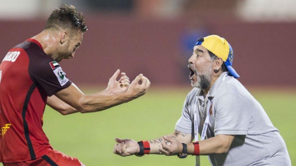 El Al Fujairha de Maradona venció a Al Arabi y se acerca al ascenso
