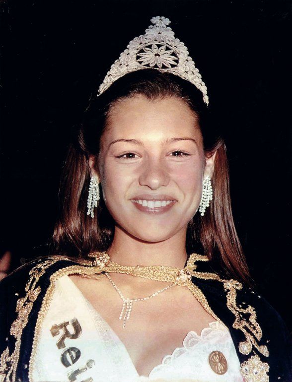 Pampita Reina FNE.jpg