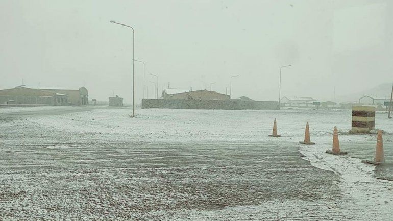El Paso de Jama está cerrado por intensas nevadas