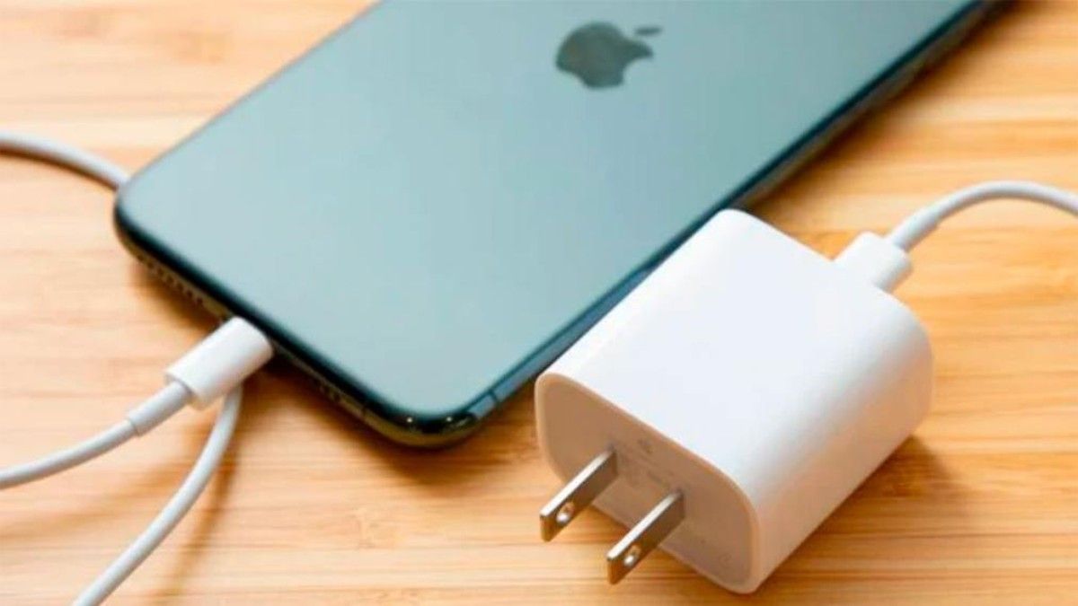 Apple confirmó que los próximos iPhone tendrán el mismo cargador que Android.&nbsp;