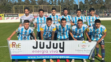 Gimnasia y Esgrima de Jujuy visita a Flandria.