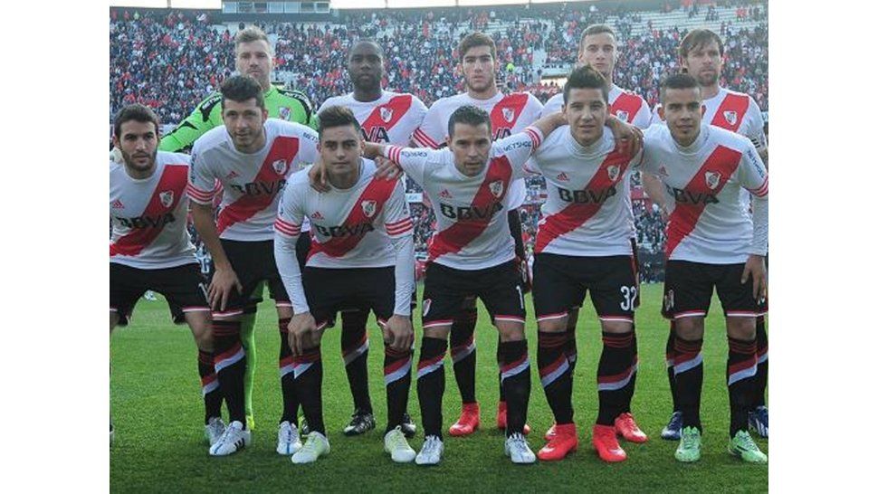 A River le sobran variantes