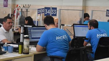 Más de 200 mil personas ya solicitaron los créditos para trabajadores