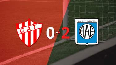 Estudiantes (RC) domina y gana con un sólido 2-0 a Talleres (RE)