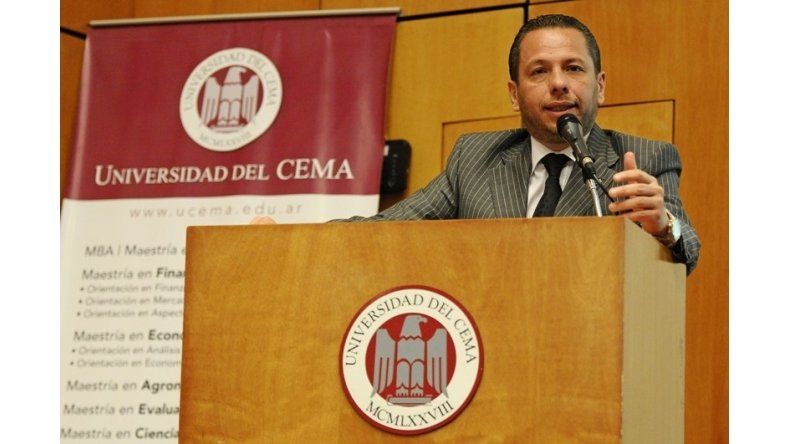 Ibañez en seminario de li