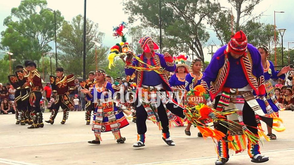 Se llevó adelante el 2° Encuentro Mundial de Caporales 100% Bolivianos ...