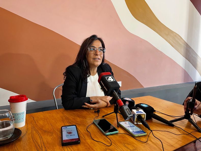 Carolina Moisés. Carolina Moisés.