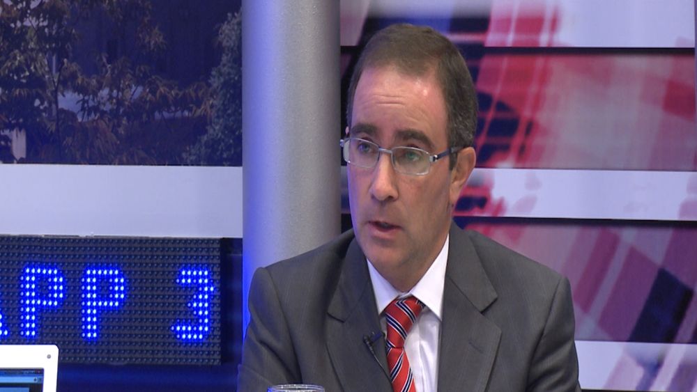 Dr.Fernando Zurueta
