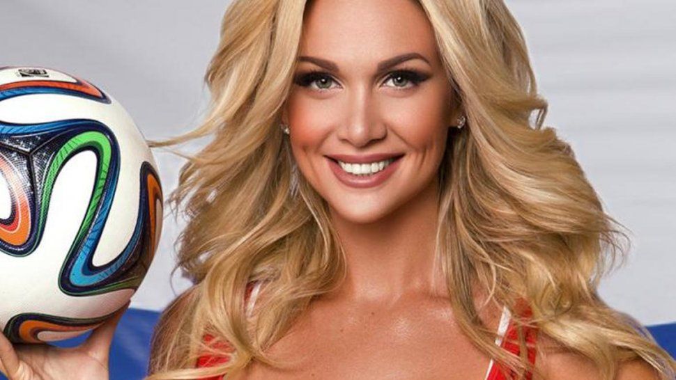 Una bomba en la AFA: Chiqui Tapia recibirá a la mujer más bella de Rusia 2018