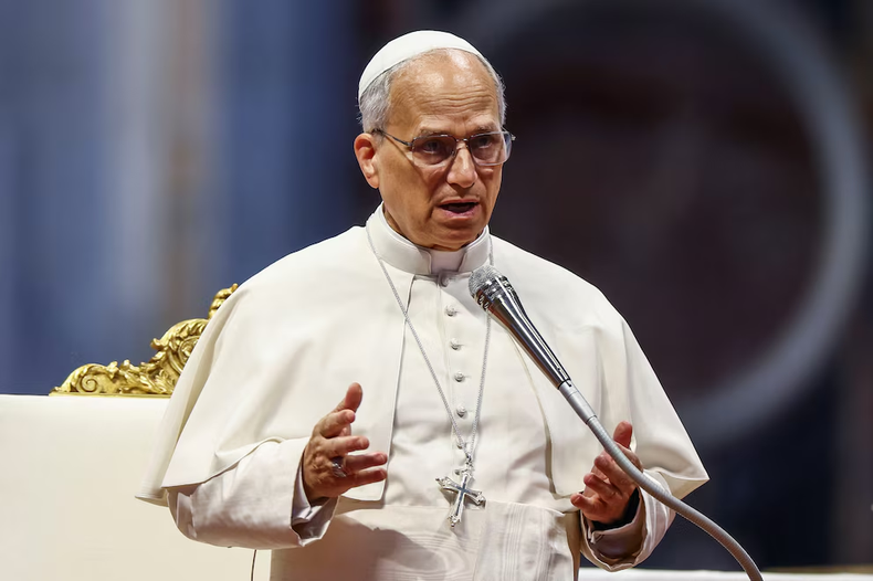 El Papa León XIV llamó a la “responsabilidad y razón” ante los ataques aéreos entre Israel e Irán (REUTERS/Yara Nardi) El Papa León XIV llamó a la “responsabilidad y razón” ante los ataques aéreos entre Israel e Irán (REUTERS/Yara Nardi)