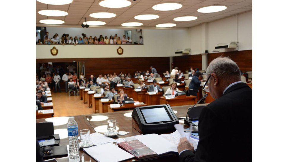 Sesión en la Legislatura