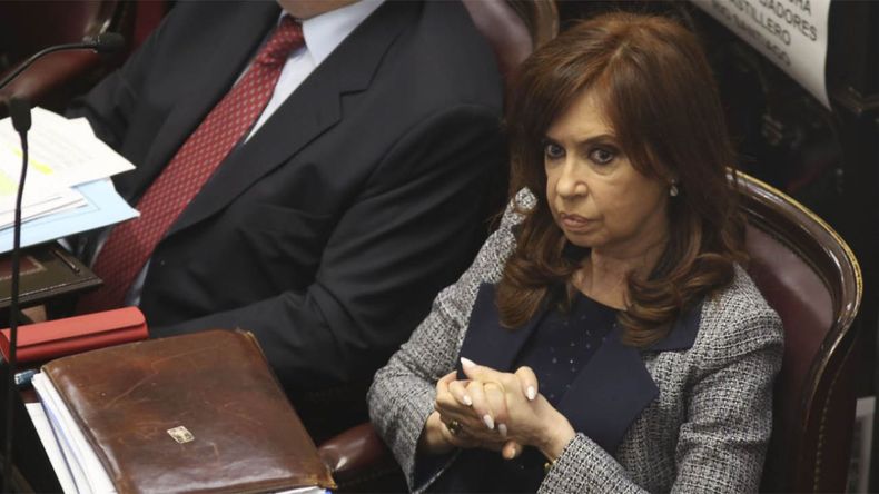 Cristina Kirchner no podrá volver a cobrar la pensión de su difunto esposo.
