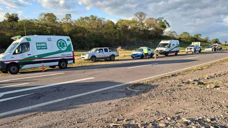 Accidente fatal en el acceso a El Cuarteadero: tres personas perdieron la vida Accidente fatal en el acceso a El Cuarteadero: tres personas perdieron la vida