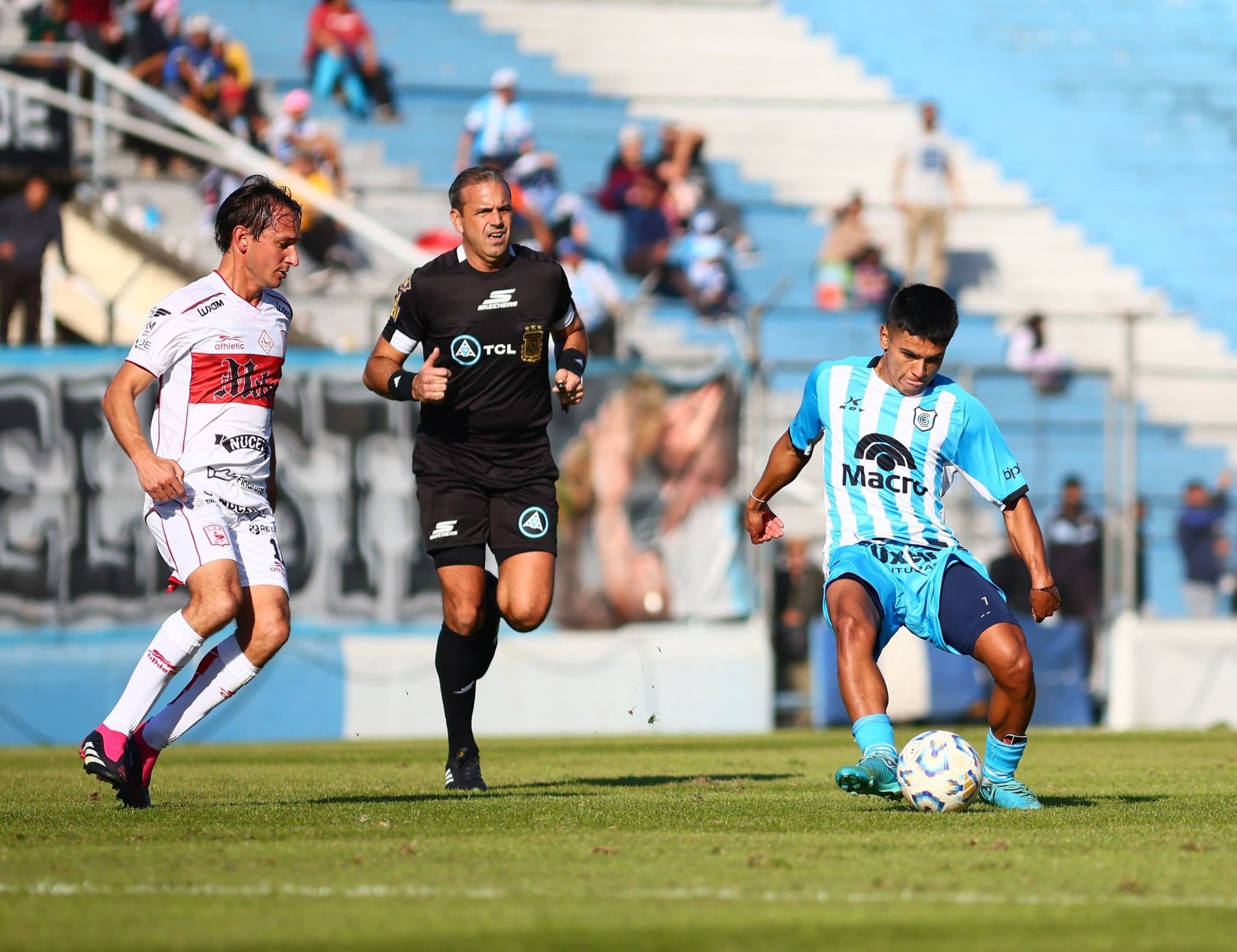 Empate sin emociones en el 23 de Agosto.