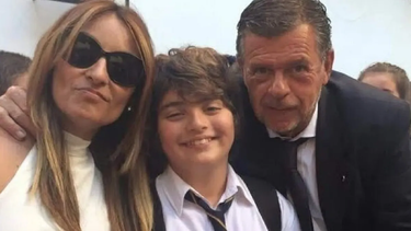 Marcela Tauro junto a su hijo y su ex.