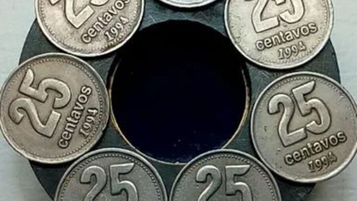 Moneda de 25 centavos.