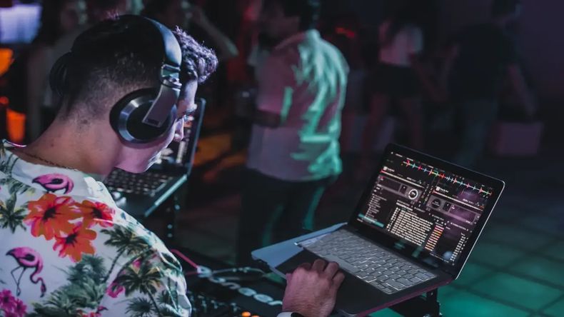 SADAIC establece los aranceles y las modalidades complementarias.