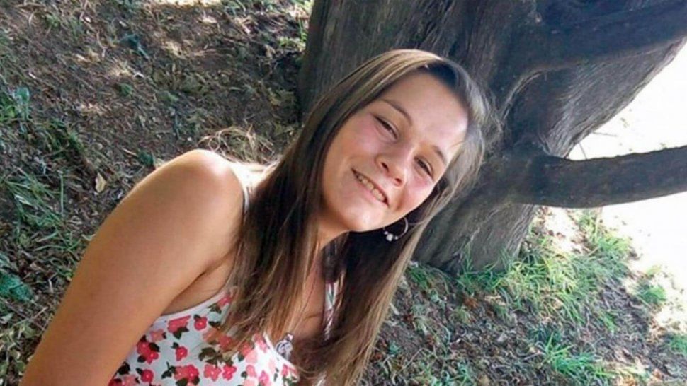 Fátima Acevedo tenía 25 años. Había denunciado a su ex por violencia de género. Es una nueva víctima de femicidio. 