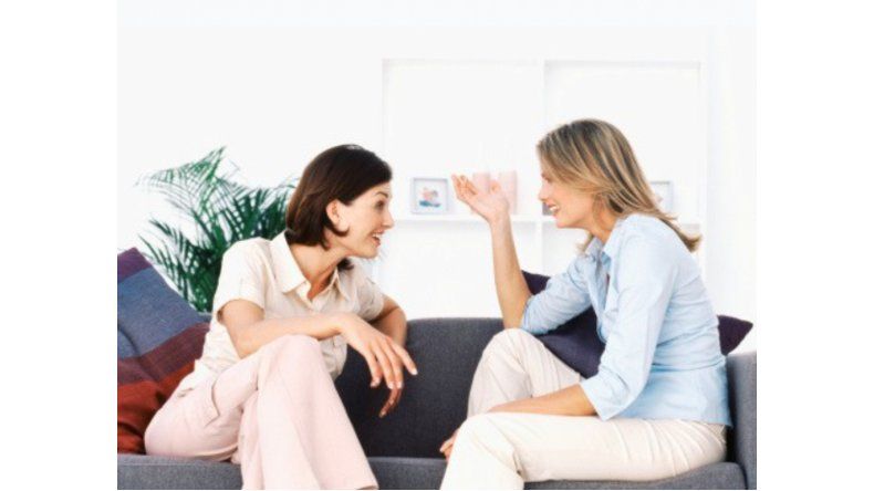 Chicas hablando
