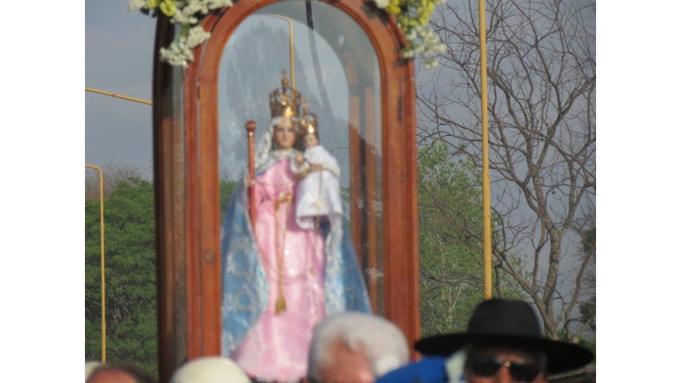 Honras a la Virgen