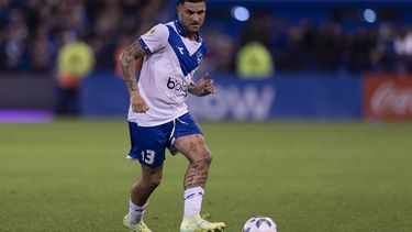 Gimnasia celebró una victoria 2-0 sobre Vélez