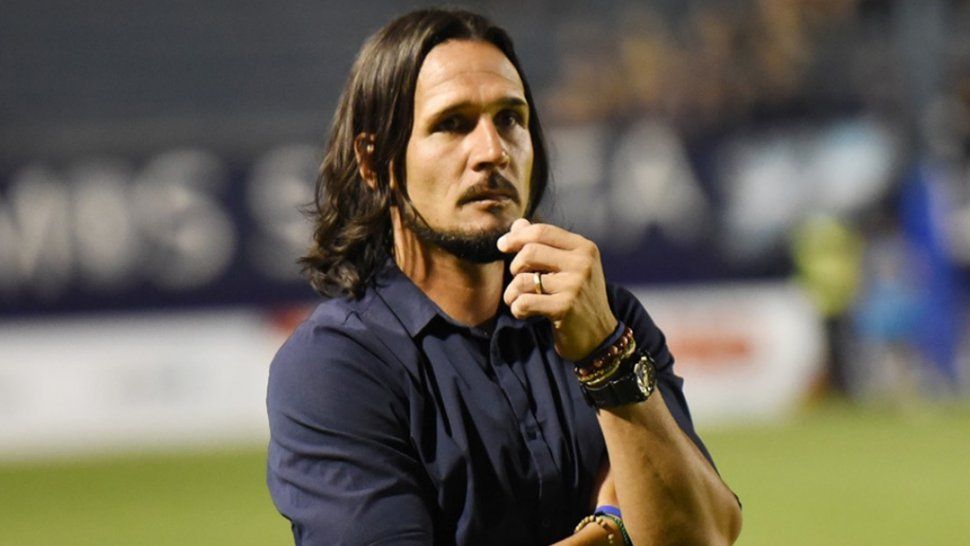 B Nacional: Martín Astudillo seguirá siendo el DT de Gimnasia de Jujuy