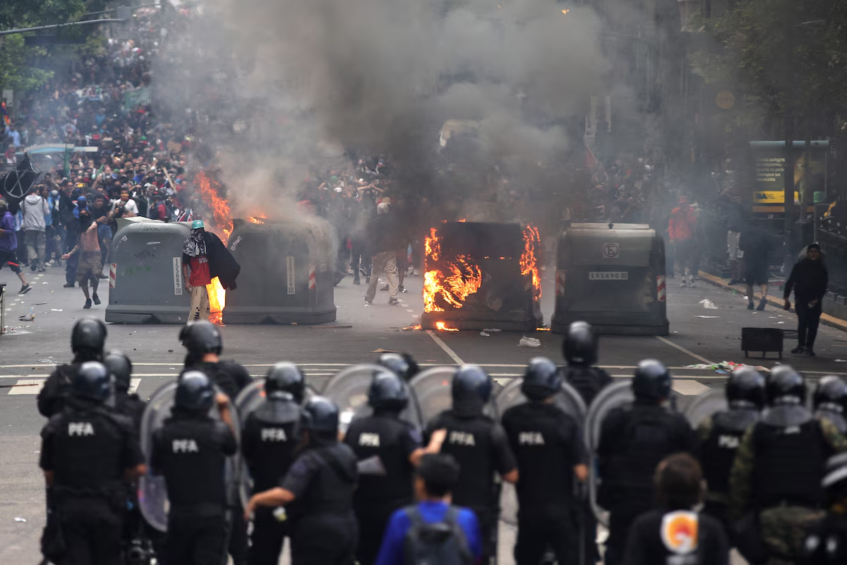 se viene una nueva marcha de jubilados que sera acompanada por movimientos sociales