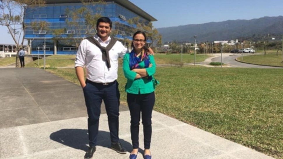 Emanuel y Natalia durante una de las capacitaciones del HIT NOA 2019.