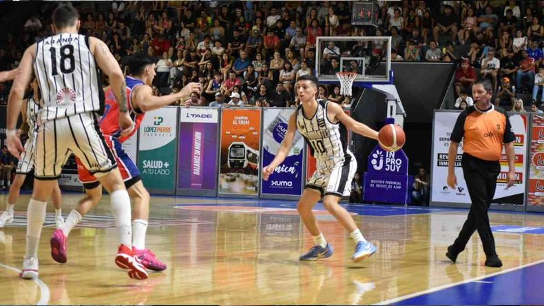 Jujuy Básquet busca esta noche la recuperación ante Hindú