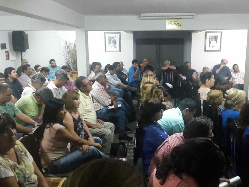 Congreso del PJ en cede central